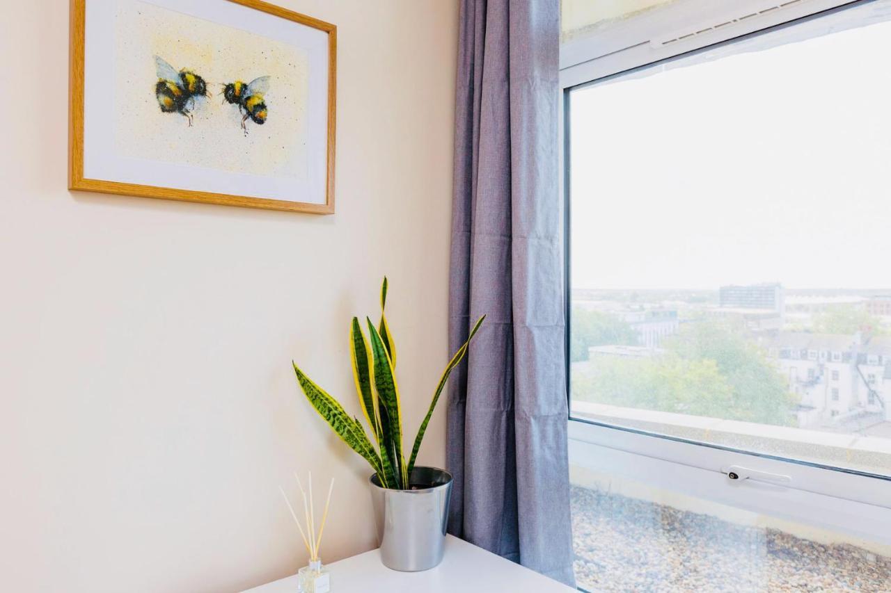 Panorama Apartments By Mesh Accommodation Short & Long Term Lets Ashford For Contractors Or Corporate Stays Exterior foto